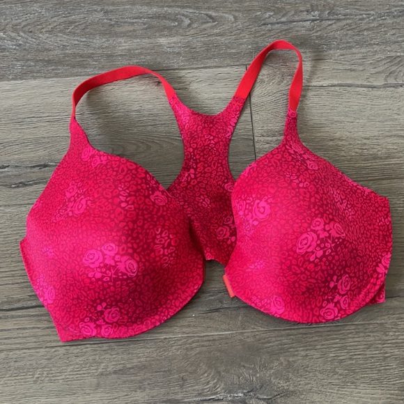 Victoria’s Secret Racerback Demi - Picture 12 of 16